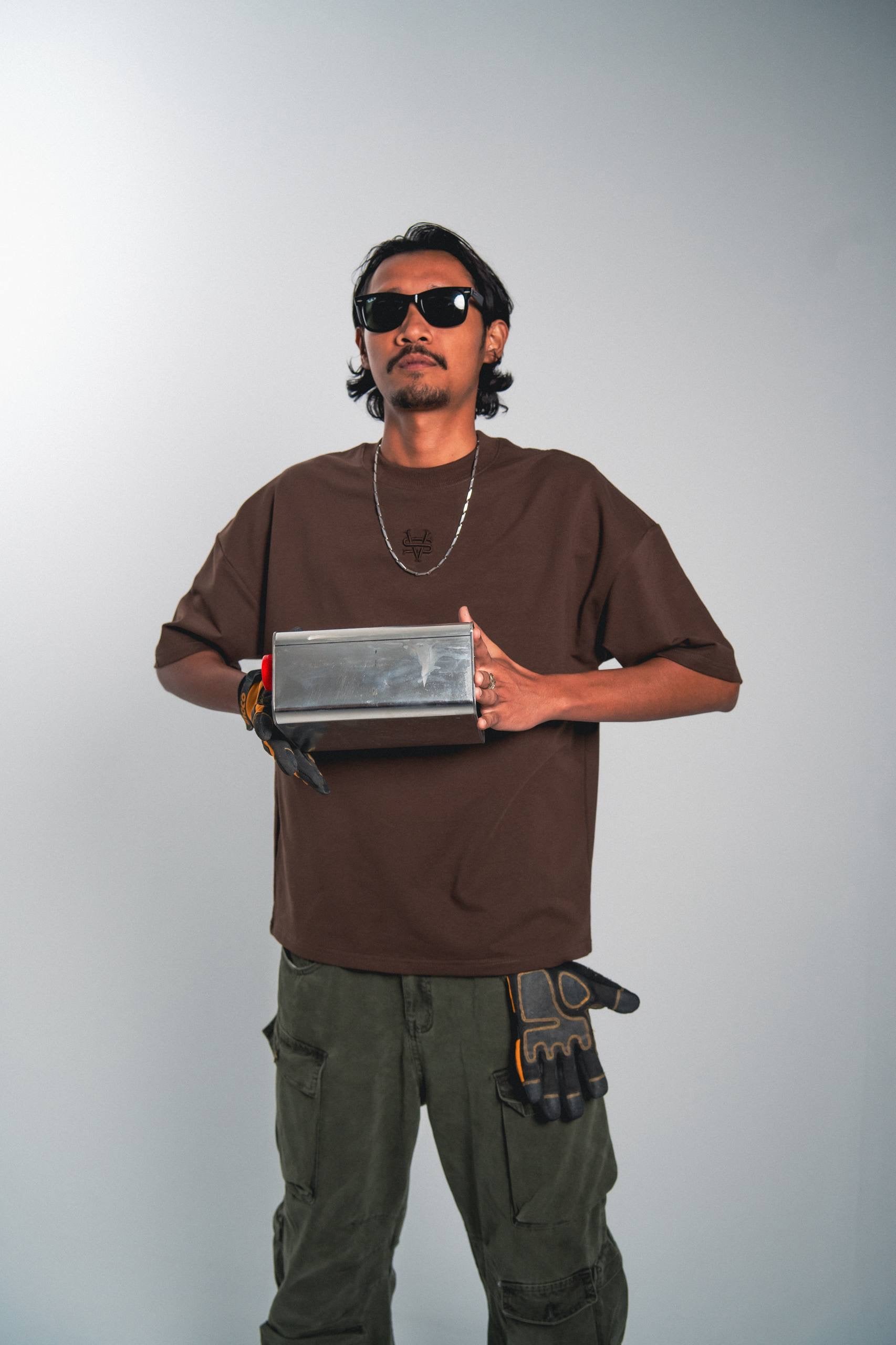 BASIC TEE | DARK BROWN