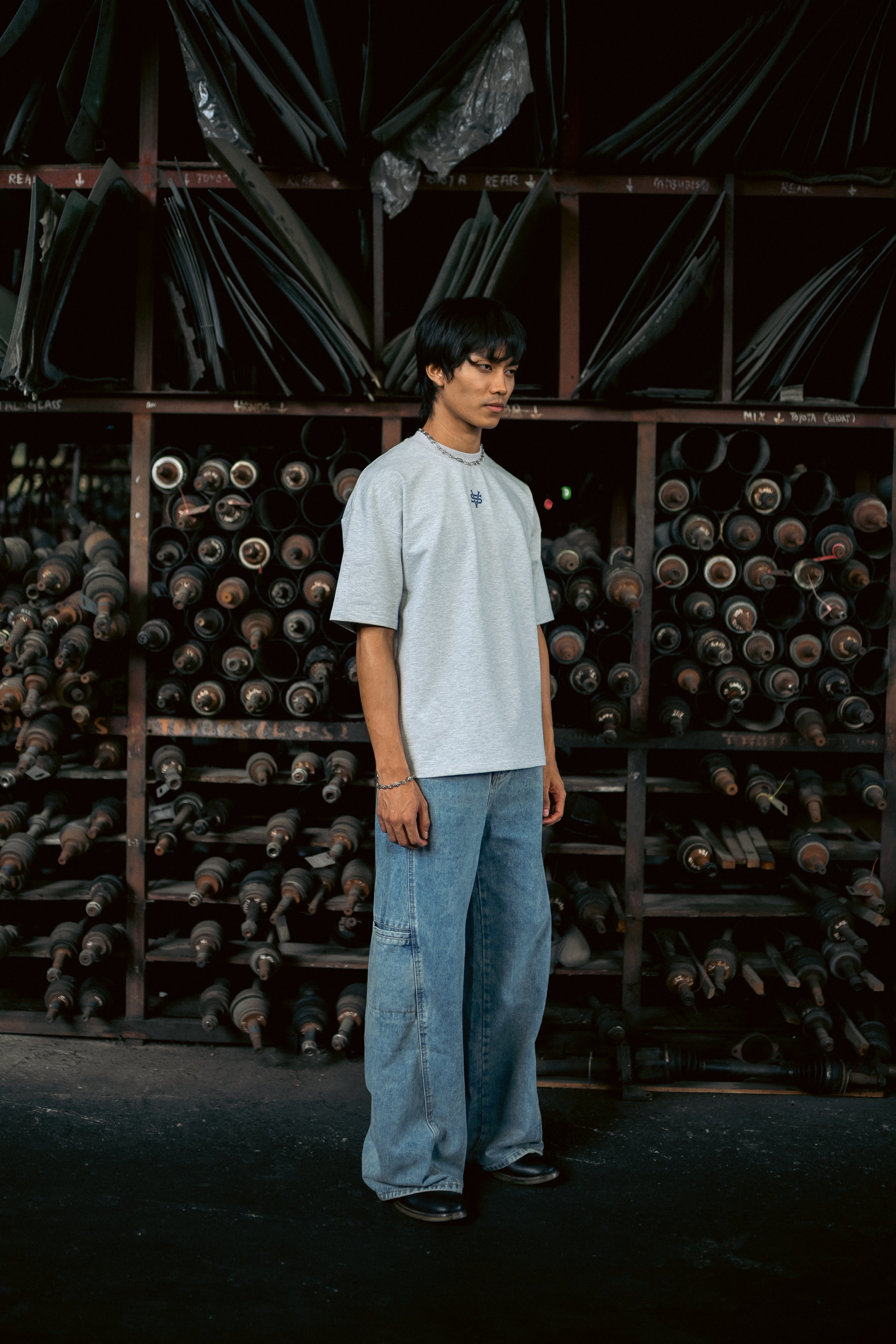 RAIMENT TEE | LIGHT GREY