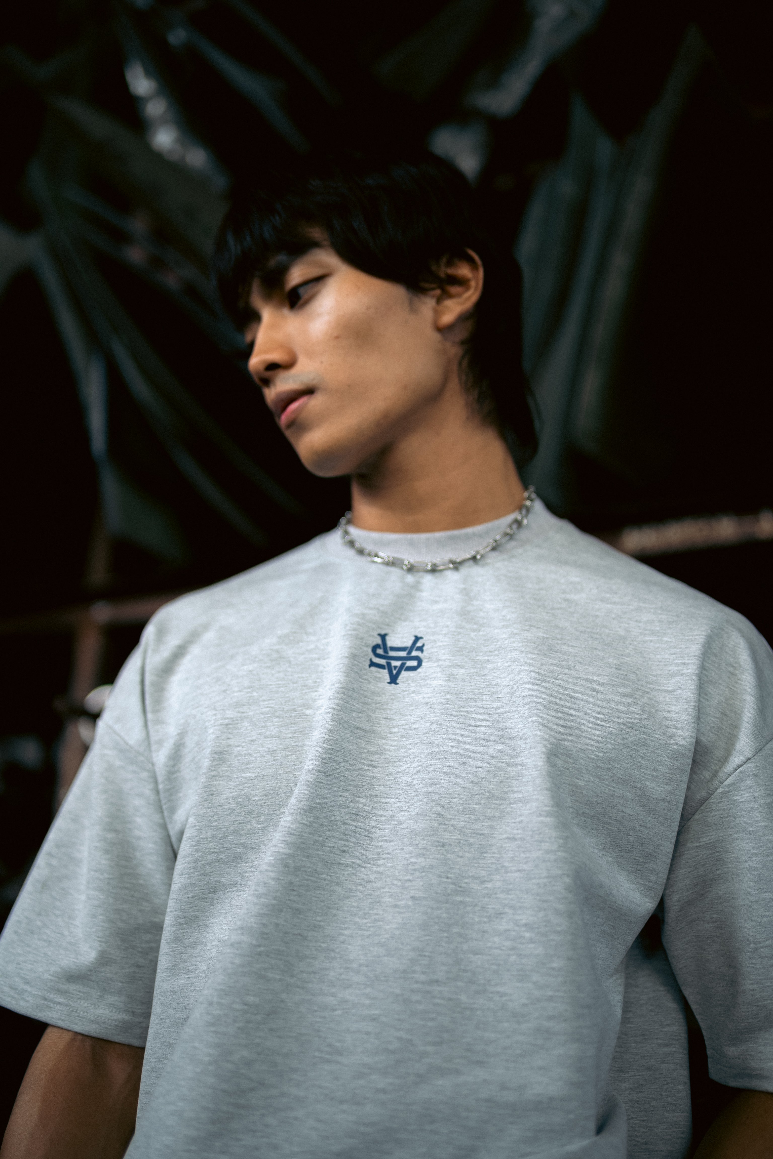 RAIMENT TEE | LIGHT GREY