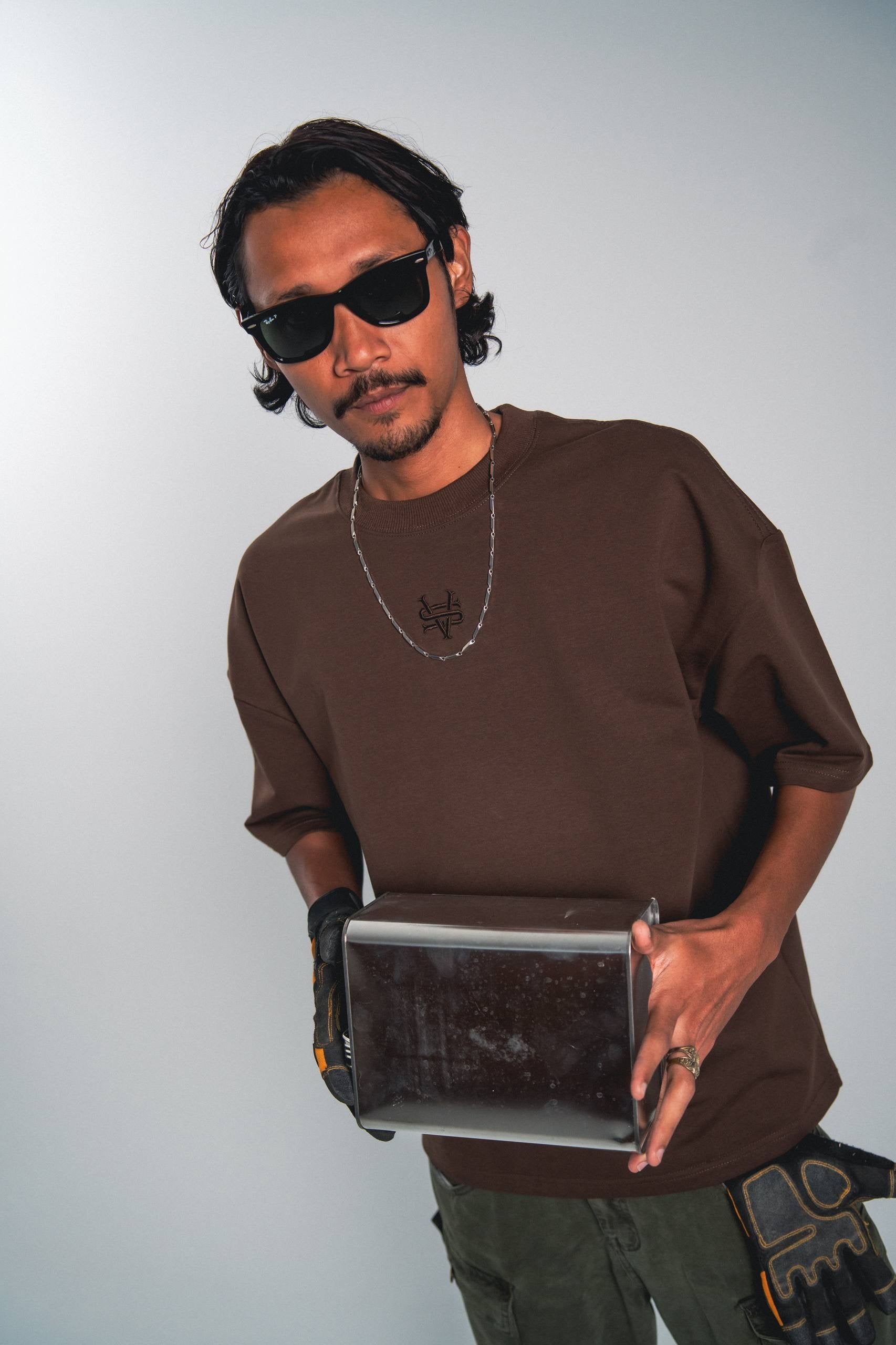 BASIC TEE | DARK BROWN