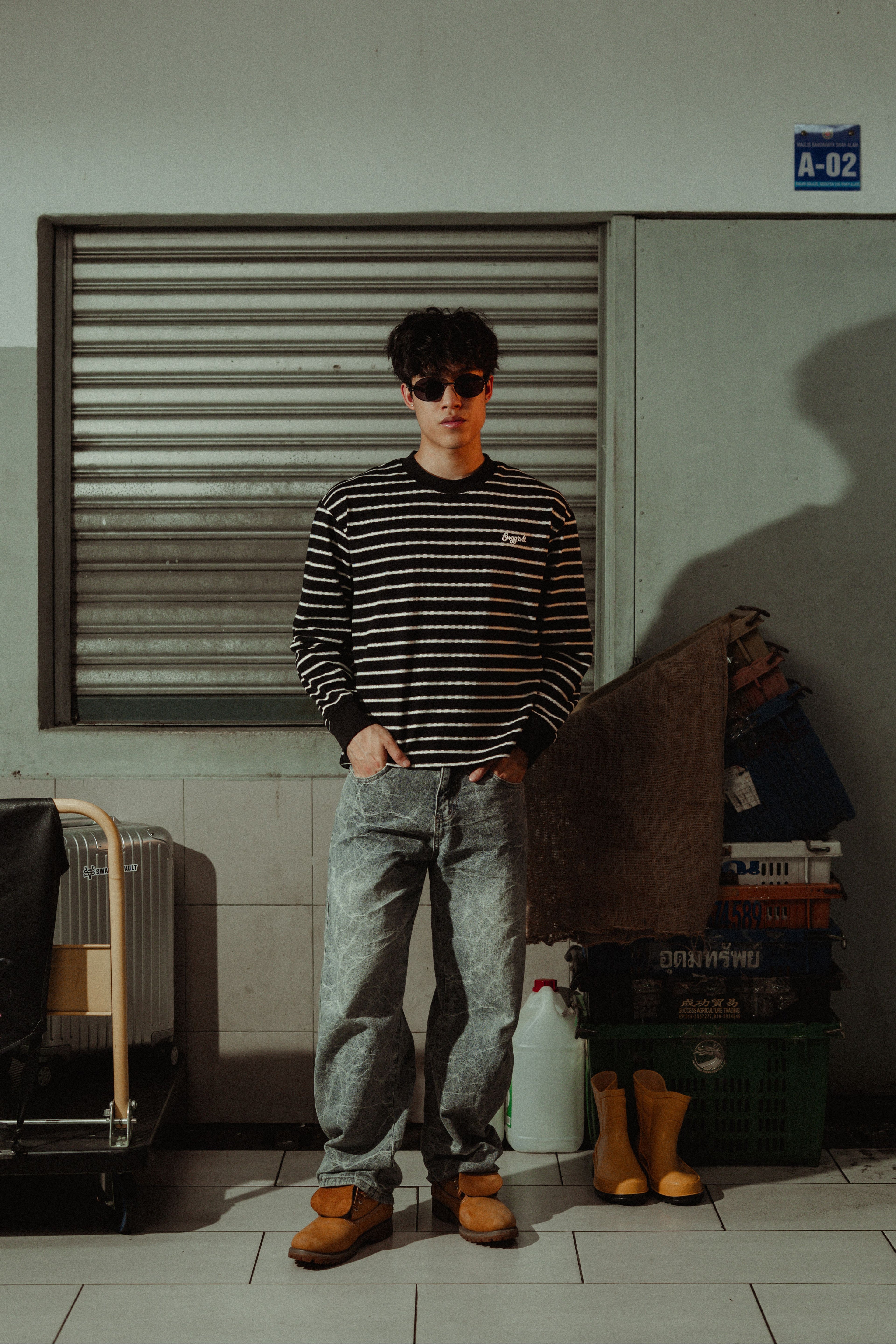 SWGGRVLT STRIPES CREW NECK | CLASSIC BLACK