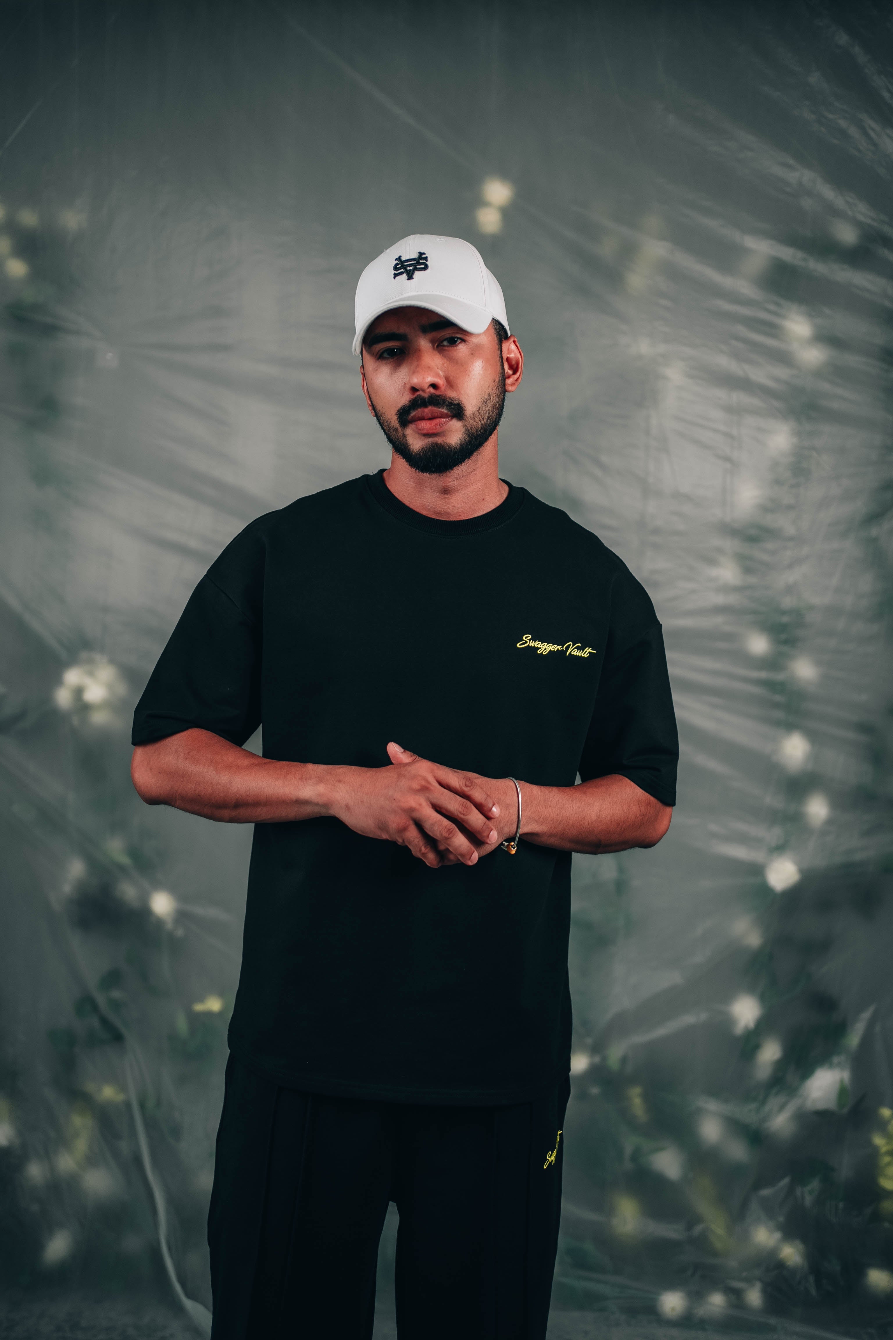 CREWEL TEE | BLACK