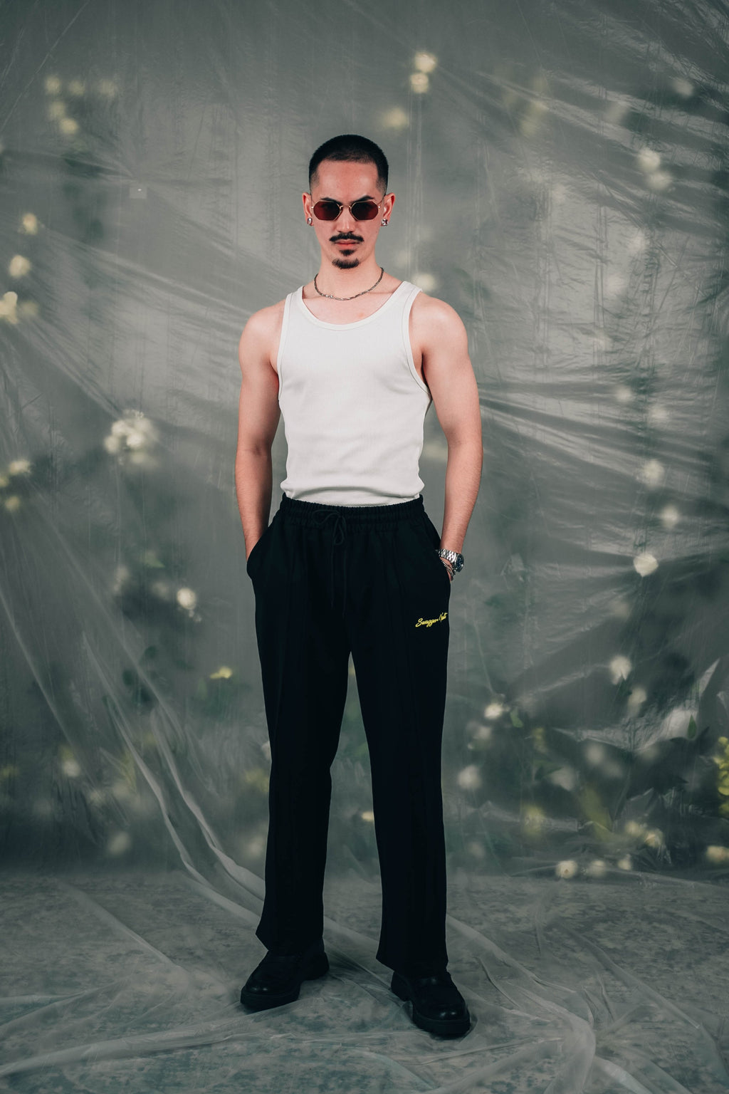 CREWEL PANT | BLACK