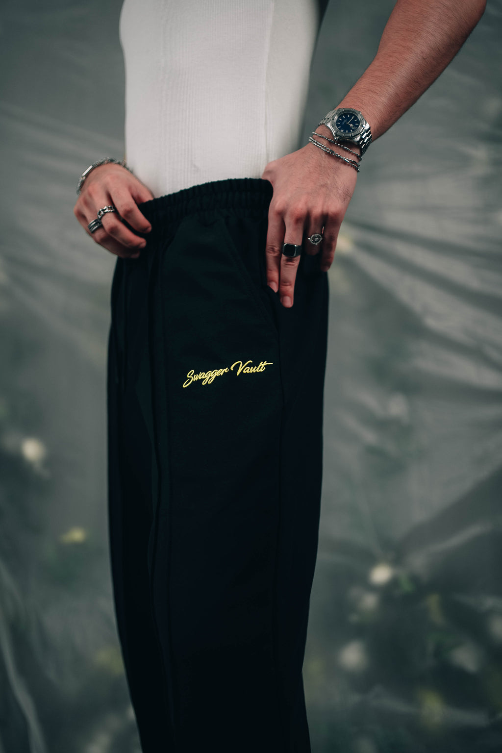 CREWEL PANT | BLACK