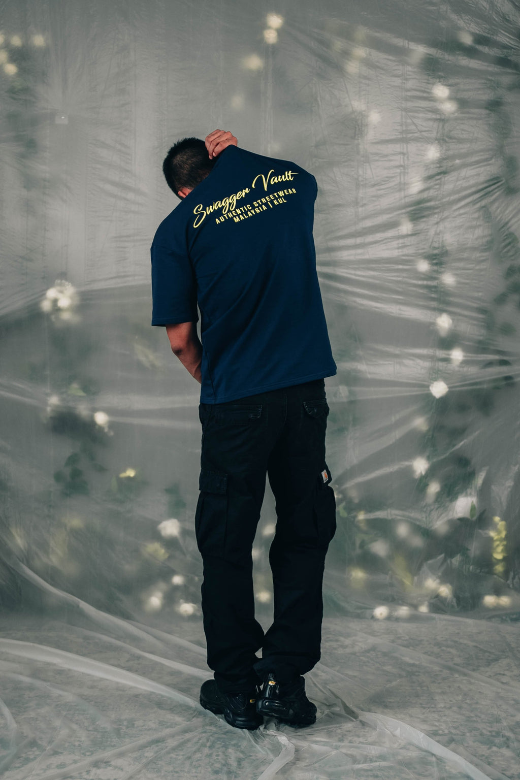 CREWEL TEE | DARK BLUE