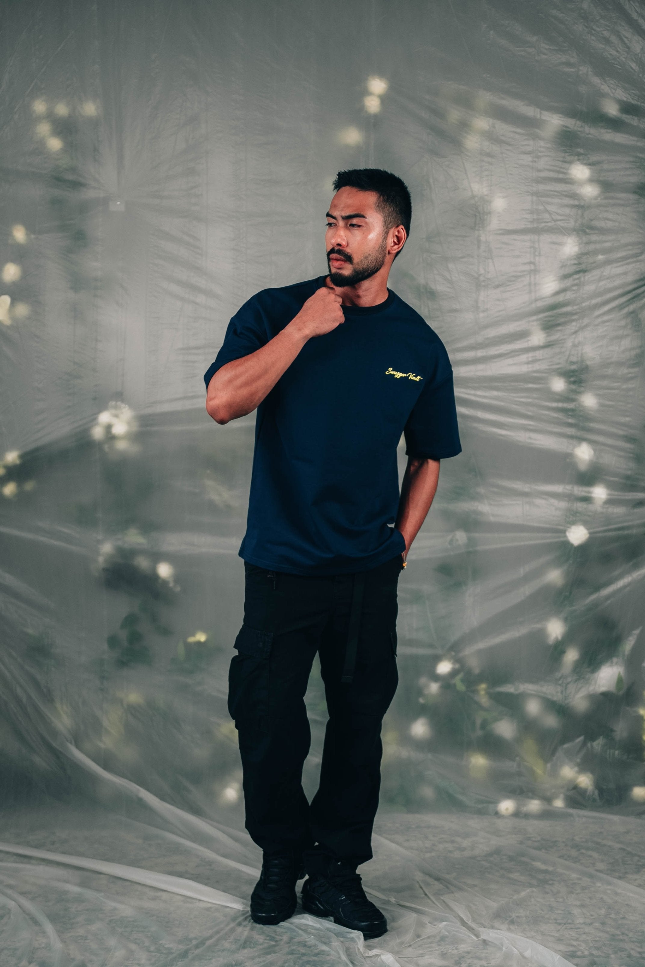 CREWEL TEE | DARK BLUE