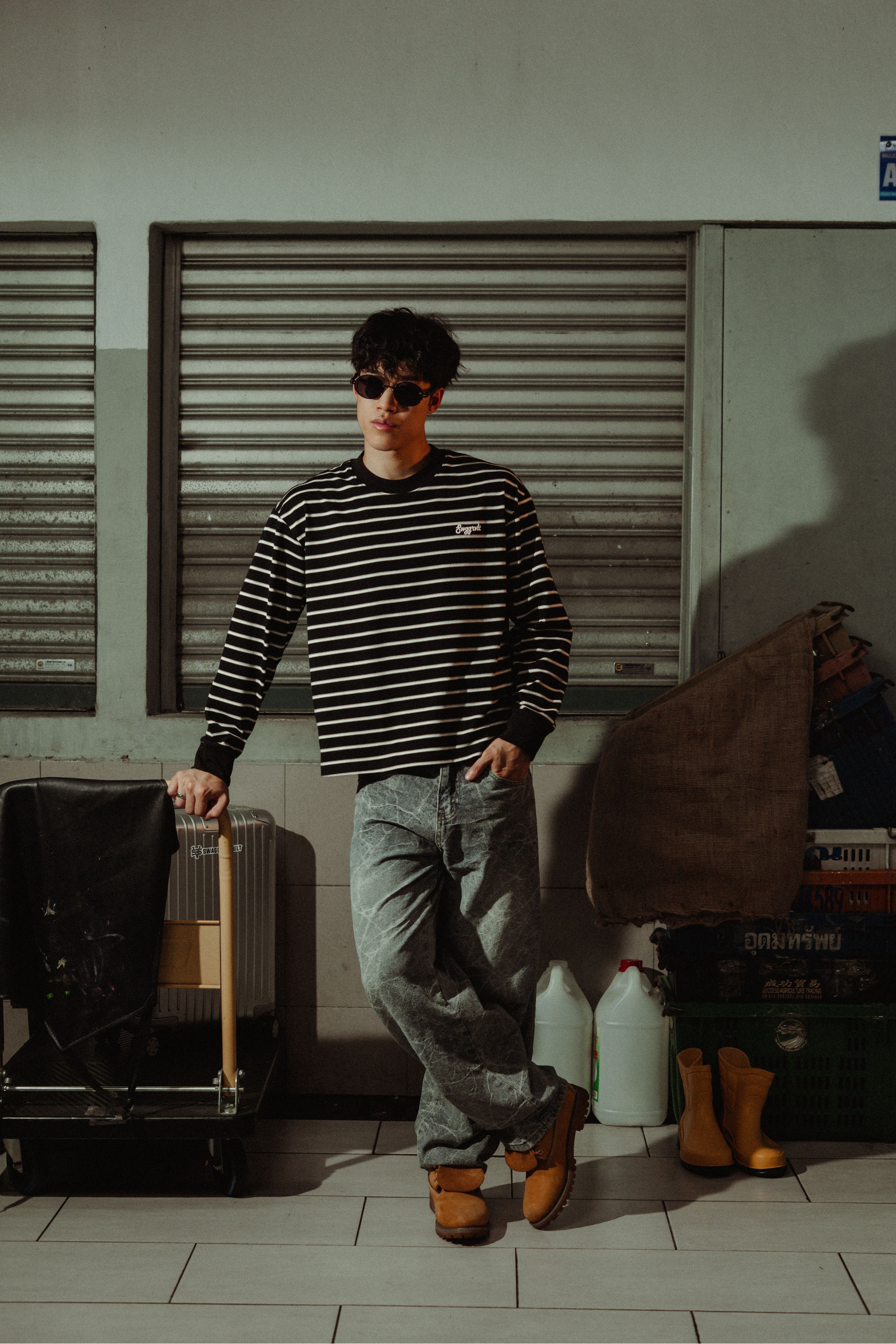 SWGGRVLT STRIPES CREW NECK | CLASSIC BLACK